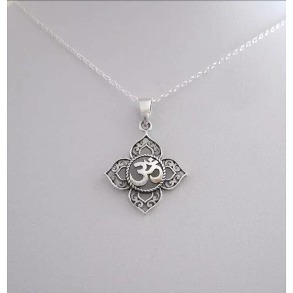 OM Necklace Budha Necklace - Picture 2 of 2